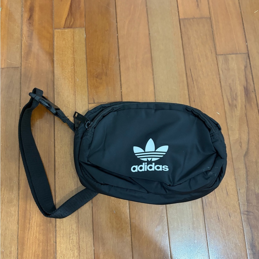 Adidas Black crossbody belt bag unisex